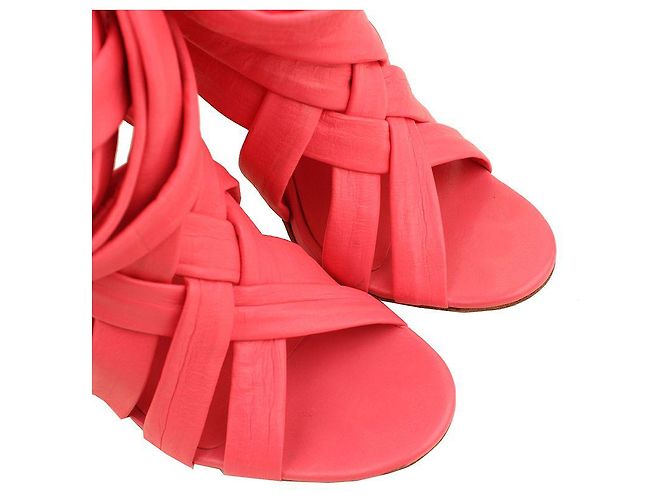 Tory Burch Sandali con tacco e cinturino in pelle rosa acceso - vista 6