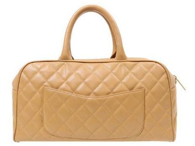 Chanel Bolso Bowling Big CC en Caviar Amarillo - vista 3