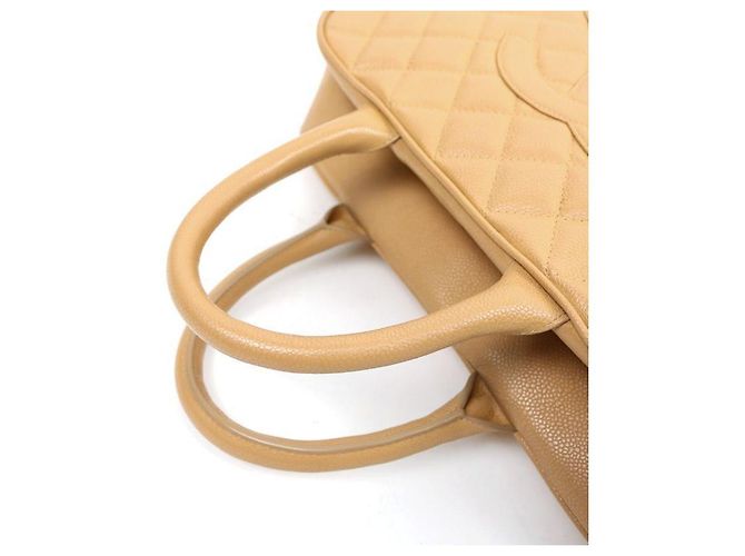Chanel Bolso Bowling Big CC en Caviar Amarillo - vista 5