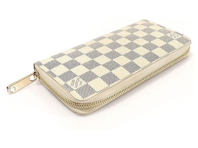 Louis Vuitton Zippy Geldbörse aus Damier Azur Canvas Weiß - Ansicht 4