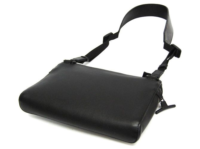 Messenger PM Dark Infinity Louis Vuitton M52176 Nero - vista 2