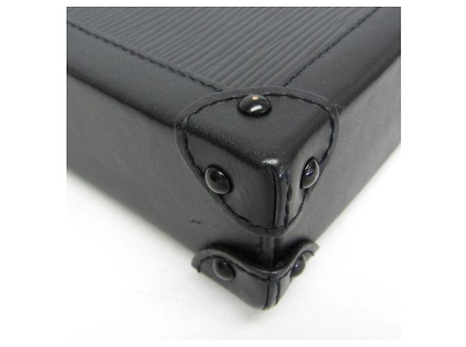 Borsa a Spalla Verticale Epi Trunk di Louis Vuitton Nero - vista 4