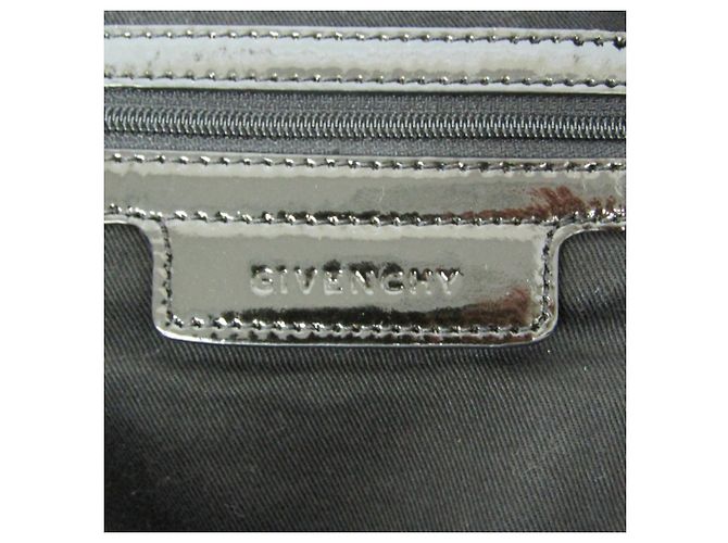 Givenchy Nightingale Nieten-Handtasche - Ansicht 19