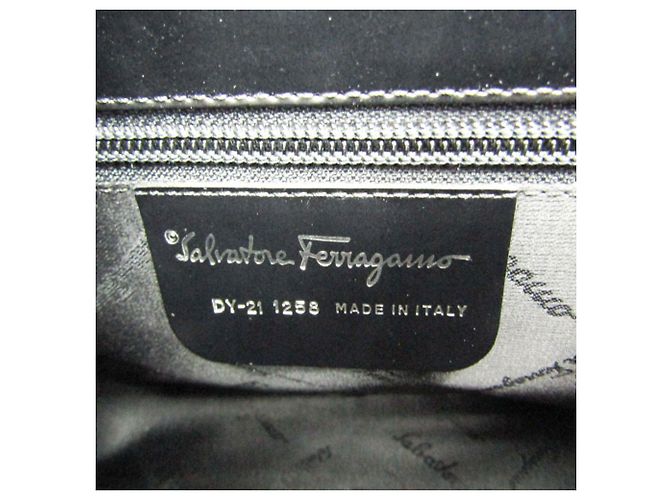 Borsa Gancini di Salvatore Ferragamo Nero - vista 16