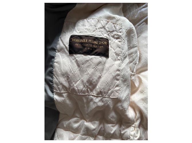 Hermosa chaqueta de invierno estilo doudoune de lujo Louis Vuitton original Caqui - vista 8