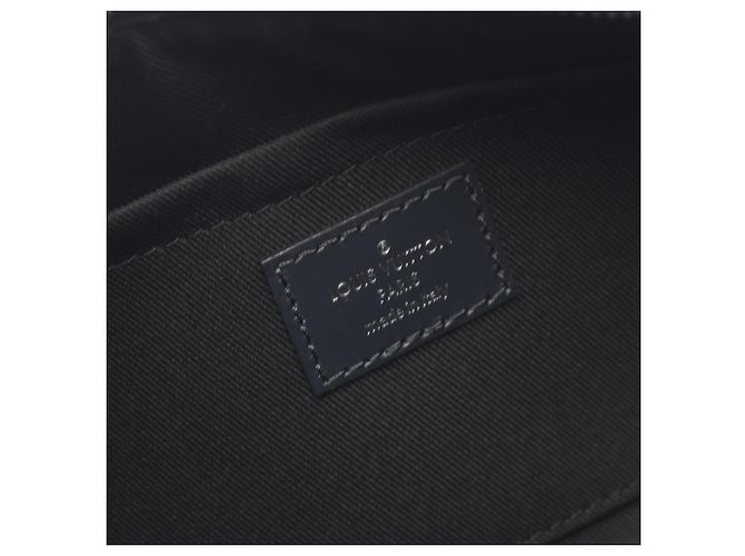 Borsa Louis Vuitton Soft Polochon PM Nero Blu - vista 4