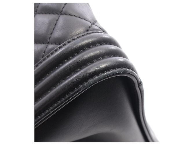 Chanel Boy große matelassierte Tote-Tasche Schwarz - Ansicht 8