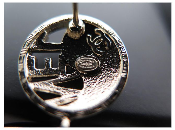 NEUE CHANEL LOGO CC & CHA NEL METALL-OHRRINGE Golden - Ansicht 12