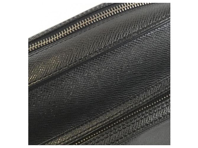 Borsa a Spalla Taiga Nile di Louis Vuitton Grigio - vista 6