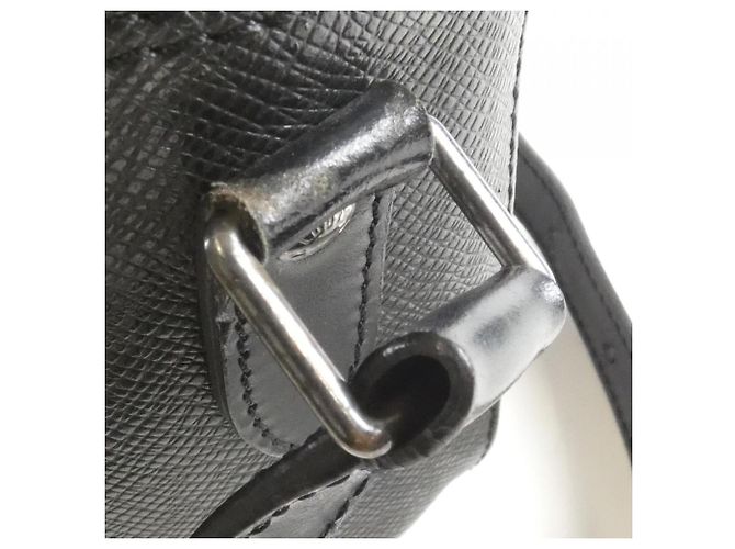 Borsa a Spalla Taiga Nile di Louis Vuitton Grigio - vista 7