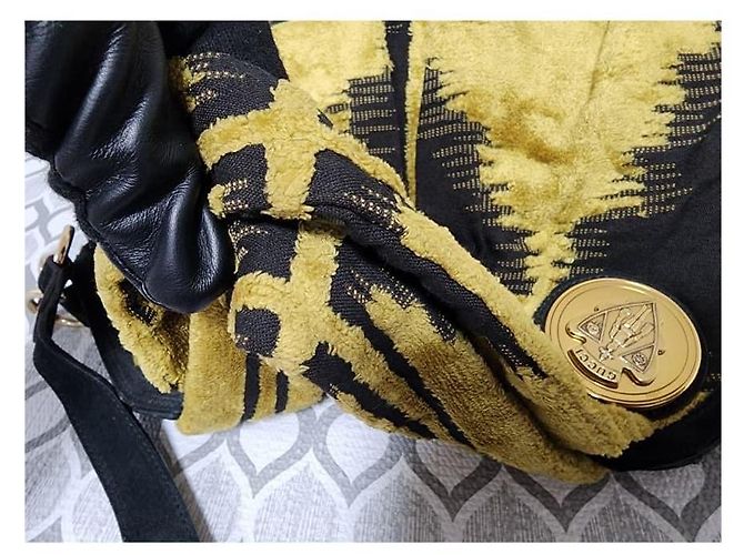 Borsa Hobo Hysteria in Velluto Gucci Nero/Giallo - vista 9