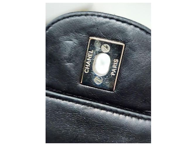 Chanel Schwarze Gepolsterte Lackleder Maxi Klassische Einzelflap-Tasche - Ansicht 6