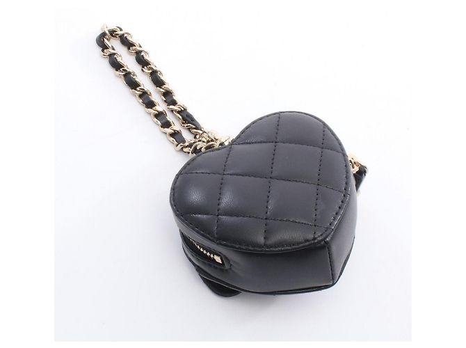 Accessorio a forma di cuore matelassé mini di Chanel Nero - vista 2