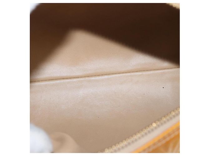 LOUIS VUITTON Borsa a Mano Monogram Vernis Bedford Beige M91006 LV Auth 166565 - vista 11
