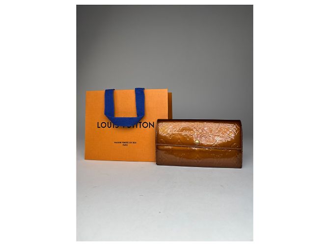Vintage Louis Vuitton Vernis Leather Wallet Brown - view 2