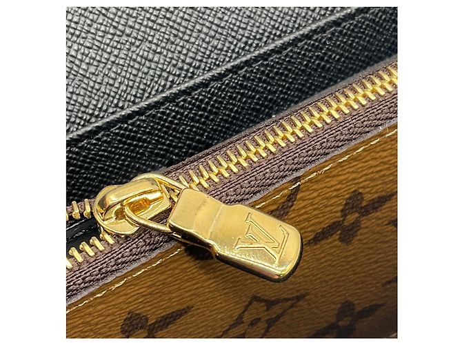 Louis Vuitton Brown / Tan Monogram Canvas Sarah Wallet - view 14