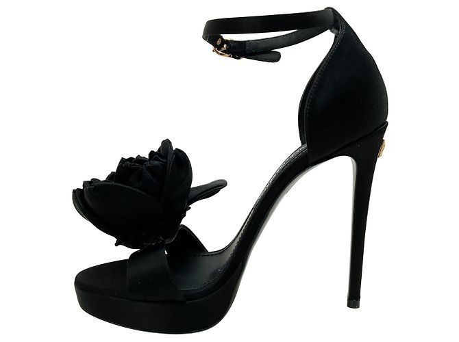 Sandali platform Keira in satin nero con applicazione di rosa di Dolce & Gabbana - vista 3