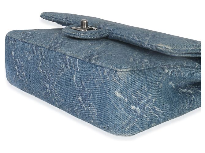 Bolsa clássica de flap duplo médio em denim estampado com corrente azul desbotada Chanel - vista 6
