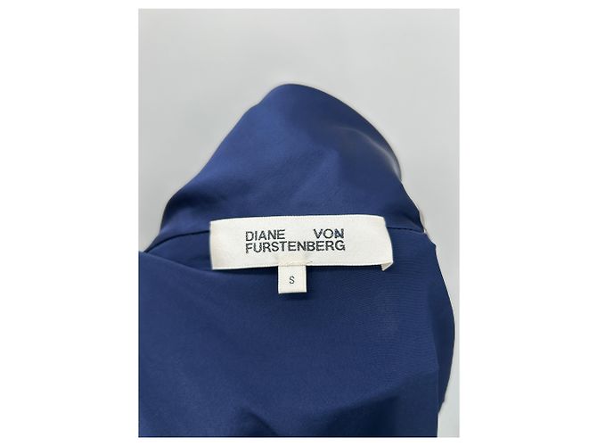 Diane Von Furstenberg Langes satinblaues Kleid - Ansicht 6