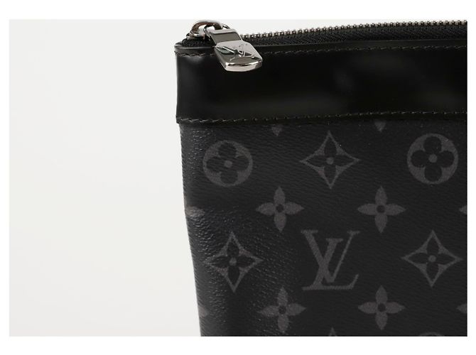 Louis Vuitton Clutch Pochette Apollo Nero - vista 3