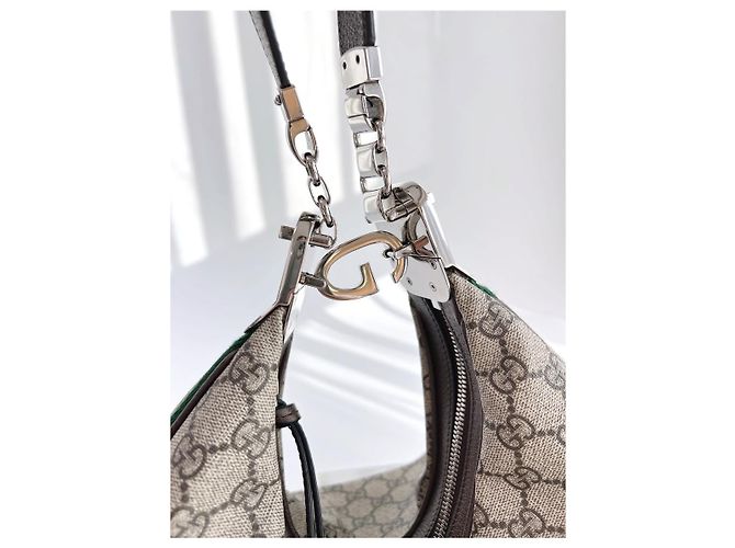Gucci Ataushu Medium Schultertasche aus Canvas Braun - Ansicht 17