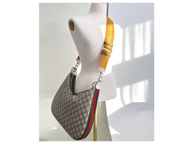 Gucci Ataushu Medium Schultertasche aus Canvas Braun - Ansicht 22