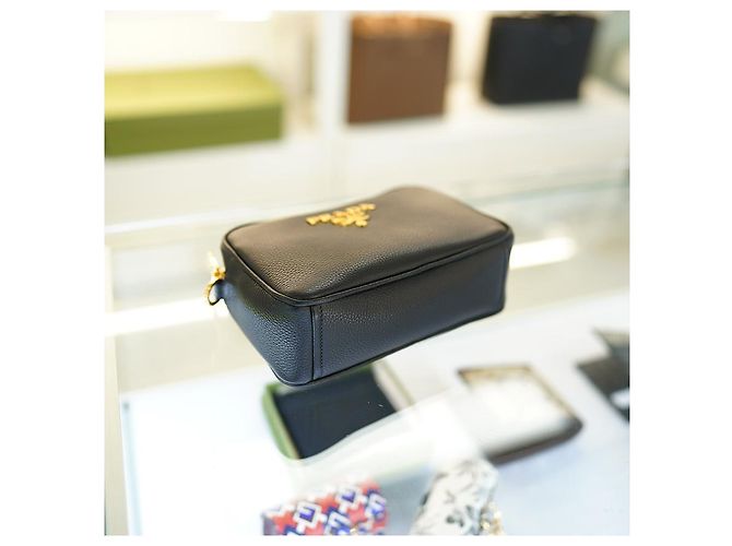 Vitello Prada Borsa a tracolla per fotocamera in pelle nera per donne Nero - vista 26