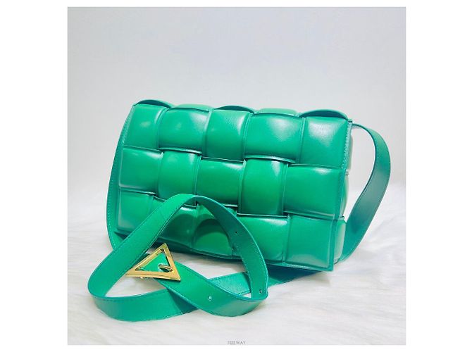 Bottega Veneta Borsa a tracolla Intrecciato Padded Cassette Verde - vista 2