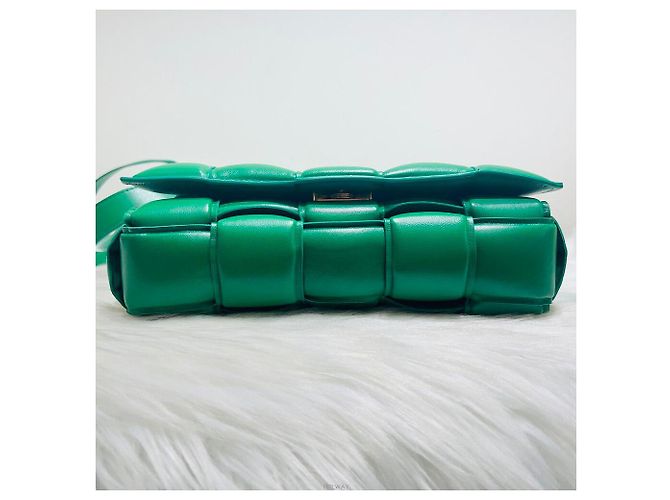 Bottega Veneta Borsa a tracolla Intrecciato Padded Cassette Verde - vista 5