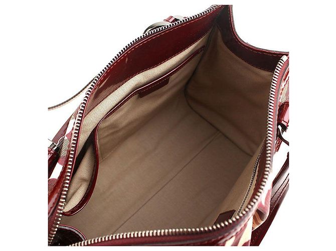 Burberry Borsa Tote e a Spalla Supernova Heart Shirring Edizione Limitata Rosso - vista 6