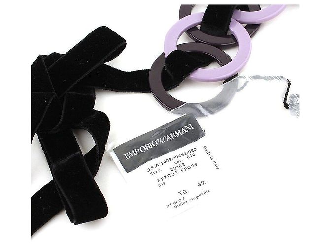Zweifarbiger lila Samt-Gürtel mit Kette von Emporio Armani - Ansicht 4
