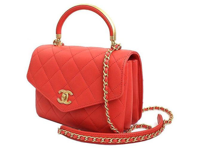 Chanel Serie di borse tote e a tracolla in oro opaco e rosso corallo - vista 2