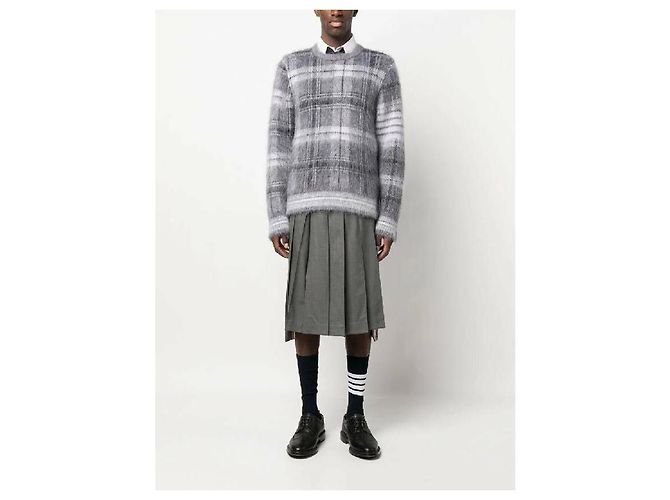 Thom Browne Pullover girocollo in mohair a quadri tartan - vista 5