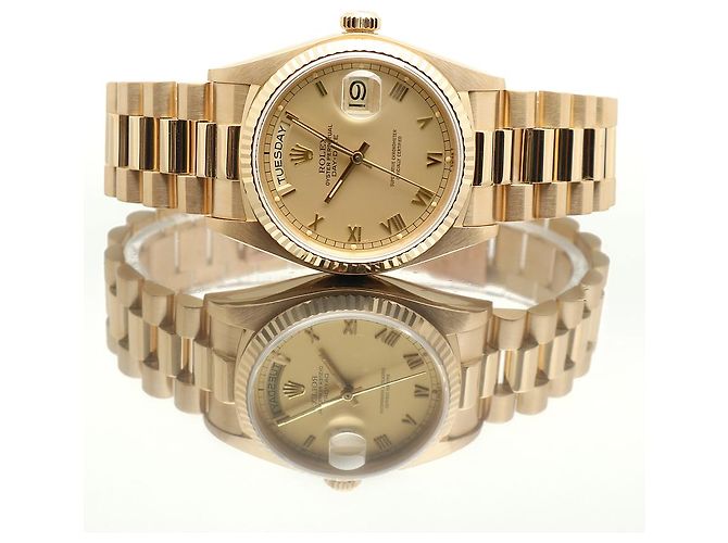 Rolex Orologio da uomo Day-Date con quadrante romano in oro champagne opaco D'oro - vista 22