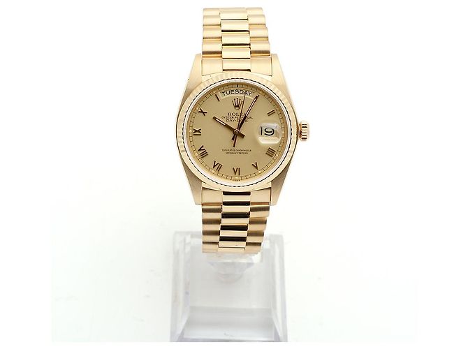 Rolex Orologio da uomo Day-Date con quadrante romano in oro champagne opaco D'oro - vista 3
