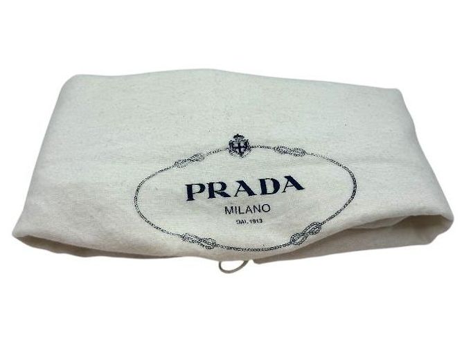 Prada Borsa a tracolla in nylon mesh sportivo con tasca Nero - vista 8