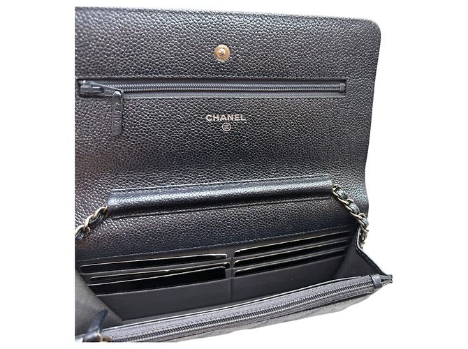 Wallet On Chain Chanel Portafoglio WOC Caviar su Catena Blu Metallico - vista 7