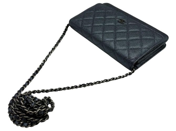 Wallet On Chain Chanel Portafoglio WOC Caviar su Catena Blu Metallico - vista 8