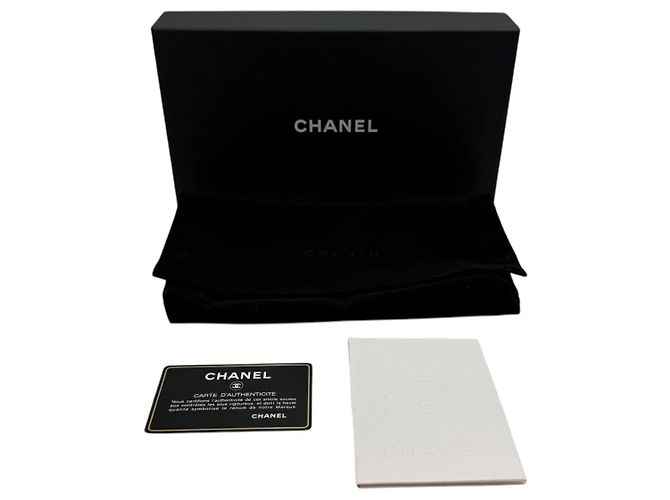 Wallet On Chain Chanel Portafoglio WOC Caviar su Catena Blu Metallico - vista 9