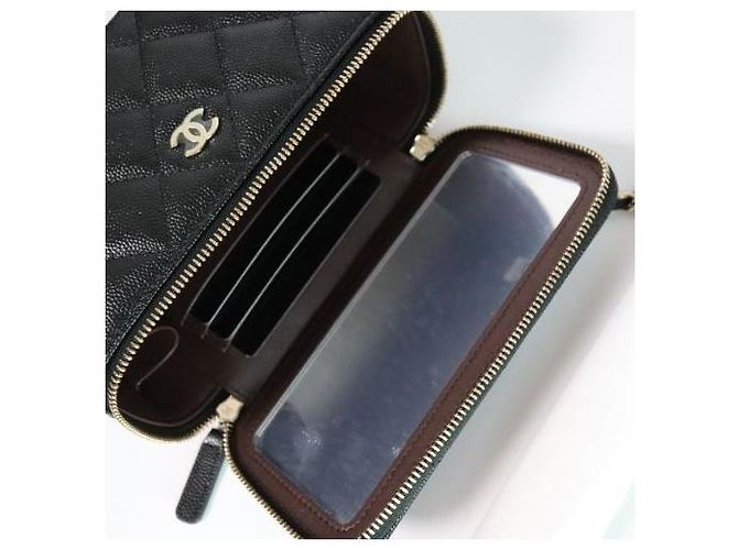 Vanity Chanel Mini bolsa cosmética rectangular en caviar negro clásico, porta tarjetas WOC - vista 5