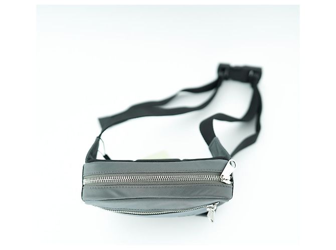 Burberry Mini Borsa Hip Grigio Carbone Nylon Regalo di Lusso per Uomini e Donne Marrone - vista 3
