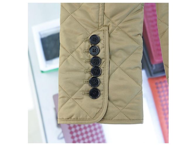 Burberry Nova Jaqueta Matelassada Frankby em Lona Bege de Poliéster Multicor - vista 16