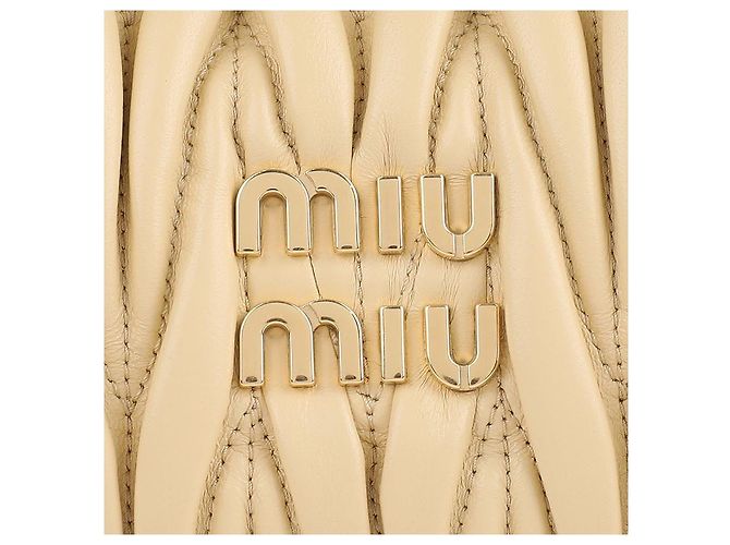 Miu Miu Borsa hobo in pelle Napa Verde - vista 9