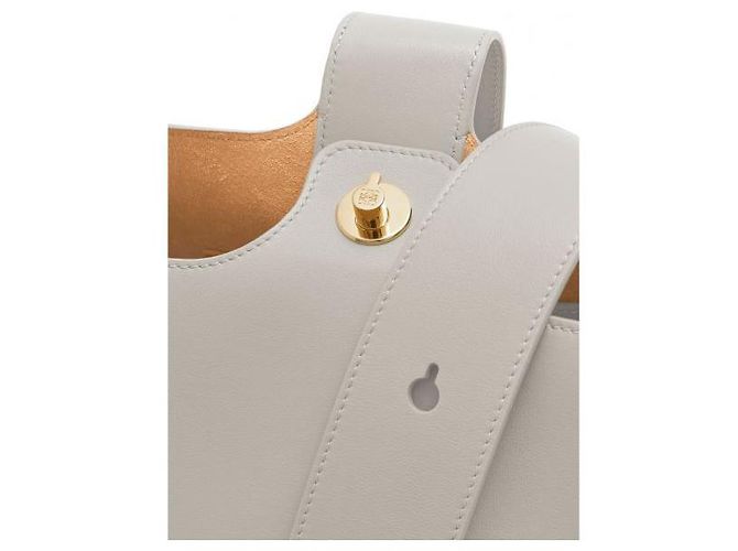 Loewe Seau moyen en cuir de veau lisse - vue 8