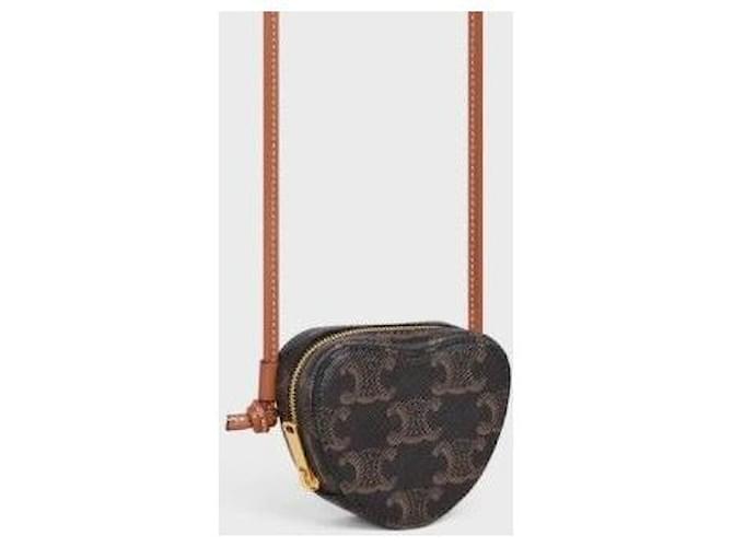 Céline Bolso Micro Triomphe Corazón Castaño - vista 2