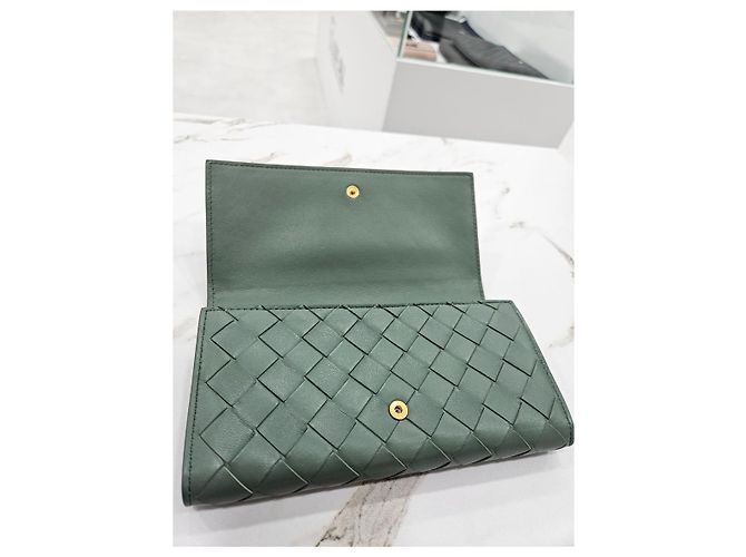 Bottega Veneta Gran billetera con solapa Intrecciato Verde - vista 11