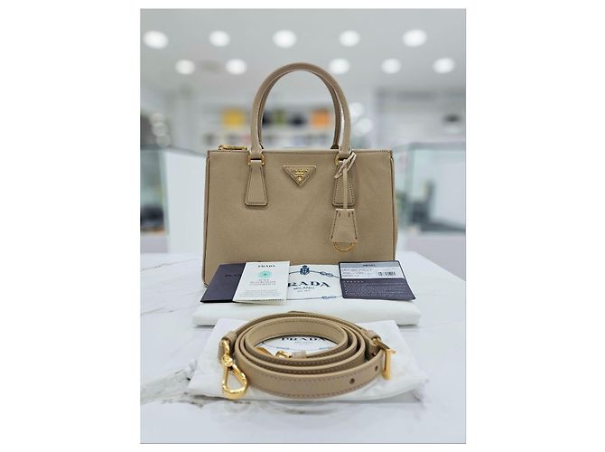 Prada Borsa Tote Media Saffiano Beige Sabbia Marrone - vista 14