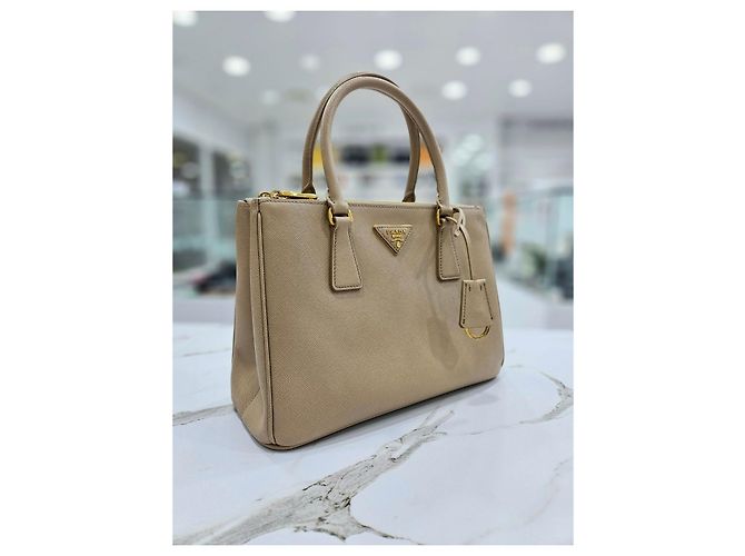 Prada Borsa Tote Media Saffiano Beige Sabbia Marrone - vista 16