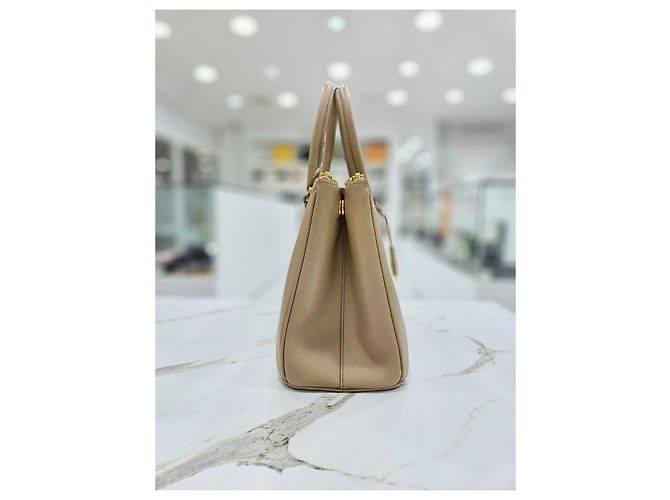 Prada Borsa Tote Media Saffiano Beige Sabbia Marrone - vista 18