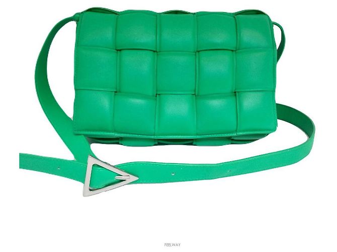 Bottega Veneta Intrecciato Padded Cassette Crossbody Bag Verde - vista 2